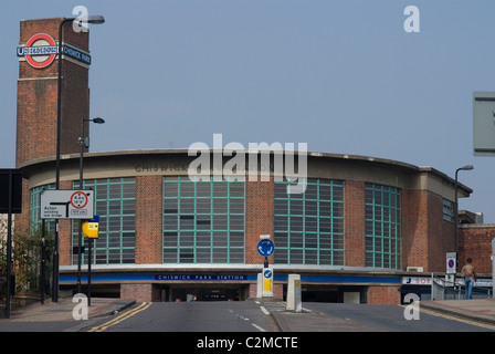Chiswick Park stazione della metropolitana, Chiswick, Londra Foto Stock