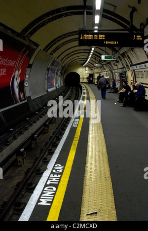 Kentish Town la stazione della metropolitana di Londra Foto Stock