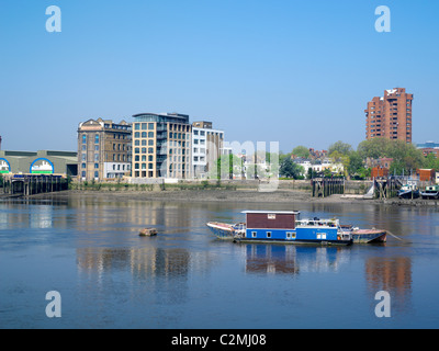 Ottagono sviluppi Ltd Chelsea Wharf, a Chelsea, Londra. La nuova build blocco di appartamenti a Chelsea Foto Stock