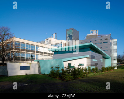 Università di Liverpool Nuova struttura NMR, Liverpool. Il nuovo impianto di NMR per la biologia strutturale è una struttura alberghiera centro Foto Stock