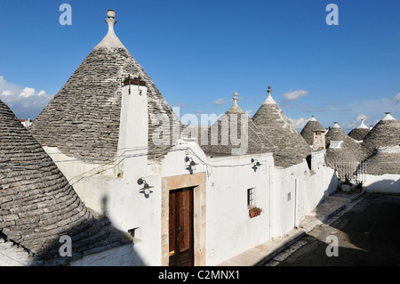 Alberobello. La Puglia. L'Italia. Trulli, Rione Monti, Alberobello. Foto Stock