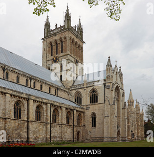 Selby Abbey clock/torre campanaria e del transetto sud visto da sud ovest Foto Stock