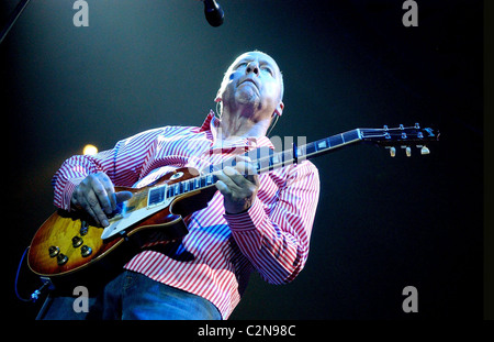 Mark Knopfler in concerto per il 'kill per ottenere Crimson' Tour all'Heineken Music Hall e Amsterdam Olanda - 29.03.08 ** ** Foto Stock