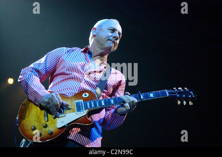 Mark Knopfler in concerto per il 'kill per ottenere Crimson' Tour all'Heineken Music Hall e Amsterdam Olanda - 29.03.08 ** ** Foto Stock