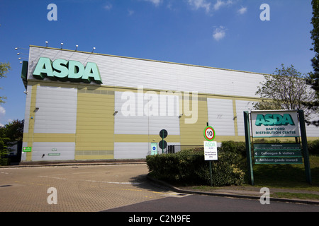 Asda centro distribuzione Dartford Kent England Regno Unito Foto Stock