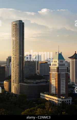 ION Orchard shopping mall da Benoy ed RSP architetti progettisti e ingegneri. Si trova su Orchard Road a Singapore, ha aperto in Foto Stock