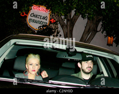 Christina Aguilera e Jordan Bratman lasciando il Chateau Marmont di Los Angeles, California - 27.04.08 Foto Stock