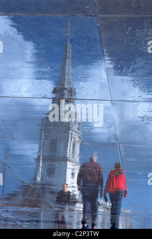 St Martin-in-the-Fields, Trafalgar Square a Londra. Refelections. 1721-26 Foto Stock