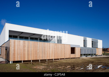 Collis scuola primaria, Richmond upon Thames. A est di elevazione. Foto Stock