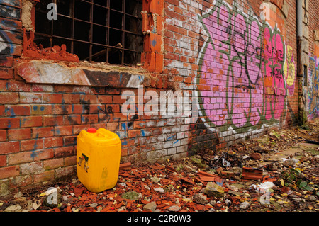 Fabbrica abbandonata dettaglio , Rijeka, Croazia Foto Stock