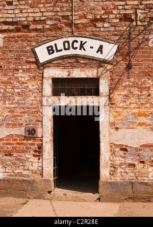 Porta in Campo di Concentramento Foto Stock