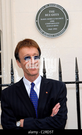 Robin Gibb i Bee Gees targa blu scoprimento su Brook Street, organizzata dalla Fondazione per il patrimonio storico di Londra - Inghilterra - 10.05.08 Foto Stock