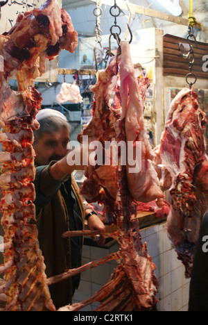 Butcher nel Souq Al-Madina, Aleppo, Siria Foto Stock