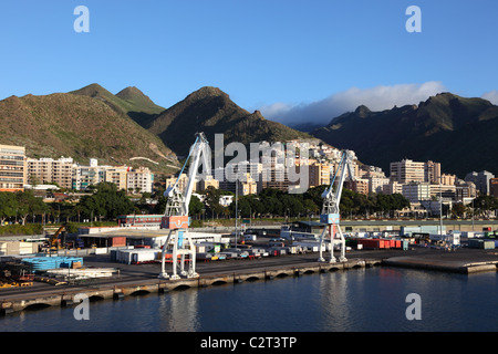 Il porto di Santa Cruz de Tenerife, Isole Canarie Spagna. Foto prese al tredicesimo marzo 2011 Foto Stock