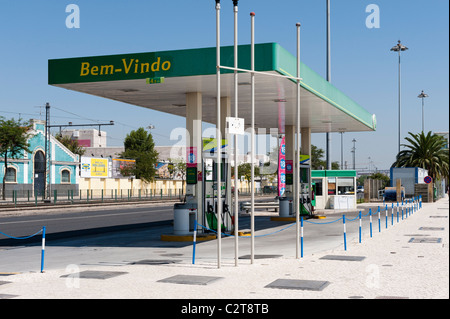 Stazione di benzina a Lisbona Portogallo Foto Stock