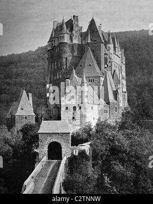 Autotype precoce del Burg Eltz castle, Wierschem, Renania-Palatinato, Germania, fotografia storica, 1884 Foto Stock