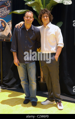 Direttore Kirk DeMicco e Andy Samberg Screening di 'Spazio scimpanzé' al Fox Lotto Studio di Los Angeles, California - al 12.07.08 Foto Stock