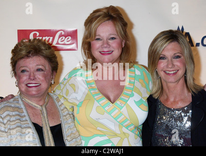 Rue McClanahan, Caroline Rhea e Olivia Newton-John Premiere mondiale di 'Sordid vita: la serie" presso il New World Stages nuovo Foto Stock