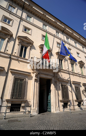 Italia, Roma, Palazzo Chigi, sede del governo italiano Foto Stock