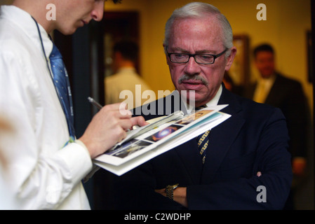 Bob Barr, il Partito libertario candidato alla presidenza degli Stati Uniti nel 2008 elezione ha tenuto una conferenza stampa per Foto Stock