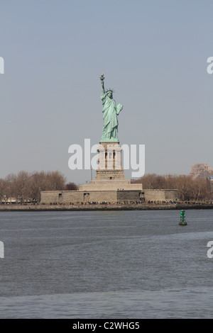 Vista della Statua della Libertà. Liberty Island, New York City Foto Stock