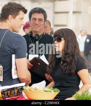 Eric Mabius e America Ferrera sul set di "Ugly Betty' riprese in Manhattan New York City, Stati Uniti d'America - 21.07.08 Foto Stock