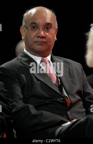 KEITH VAZ mp Labour Party LEICESTER EAST 30 settembre 2010 Manchester Central Manchester Inghilterra England Foto Stock