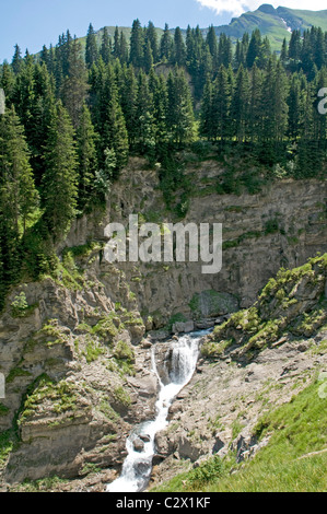 Swiss impressionante paesaggio di montagna nella Soustal Foto Stock