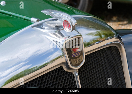 De Havilland aeromobile Heritage Centre Museum , Morris auto giorno , 1936 Morris 1,55 l 12 / 4 serie 11 verde grill nero dettaglio Foto Stock