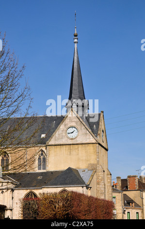 Primo piano chiesa Saint Leonard ad Alençon della regione della Bassa Normandia in Francia Foto Stock