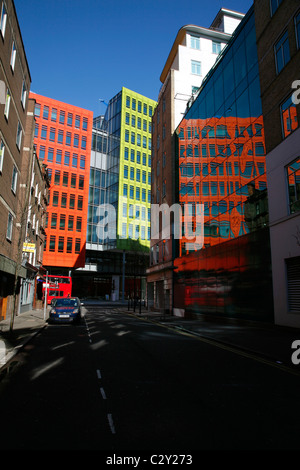 Visualizzare nuove Compton Street a Central St Giles sviluppo, St Giles, London, Regno Unito Foto Stock