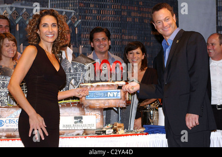 Melina Kanakaredes e Gary Sinise CSI: NY 100th episodio celebrazione presso Studio City a Los Angeles, California - 16.09.08 Foto Stock