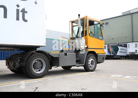 Alaggio cantiere trunking Foto Stock