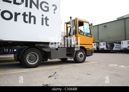 Alaggio cantiere trunking Foto Stock