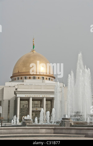Palazzo Presidenziale, Aşgabat, Turkmenistan Foto Stock