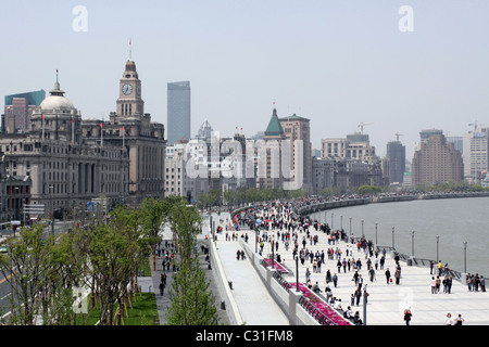 Vista del BUND PROMENADE, PUXI District, Shanghai, REPUBBLICA POPOLARE DI CINA Foto Stock