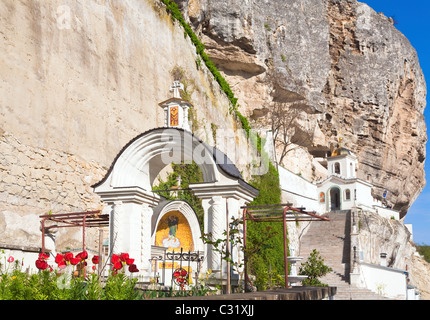 Ingresso di Uspensky o assunzione Grotta monastero (Bakhchisarai, Ucraina). Foto Stock