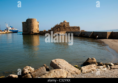 Castello dei Crociati . Sidone ( Saida ) , litorale mediterraneo.Il Libano. Foto Stock