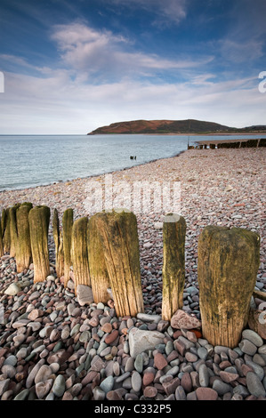 Pennelli a Porlock Wier, Somerset, inizio Aprile sera, 2011. Foto Stock