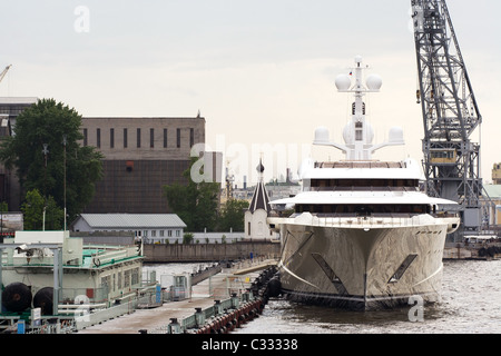 Yacht Pelorus. Forum economico di San Pietroburgo, Russia. Foto Stock