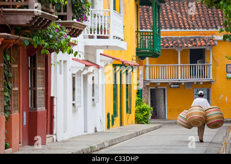 Fornitore del cestello nella città vecchia, Cartagena, Colombia Foto Stock