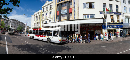 La città di Cork,Co Cork, Irlanda;Autobus Turistico di prelevare le persone Foto Stock