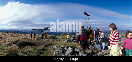 Ballybane, Co Cork, Irlanda, quattro strade a croce, vicino Ballydehob, la festa di San Patrizio Parade Foto Stock