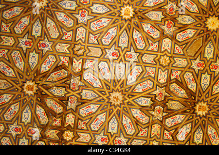 Dettaglio del soffitto in Real Alcazar, Siviglia, in Andalusia, Spagna. Foto Stock