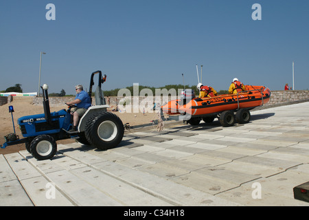 Scialuppa di salvataggio di lancio, Exmouth Devon Foto Stock