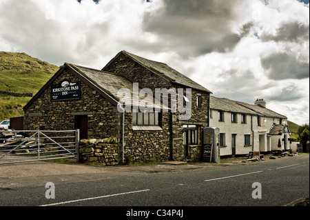 Kirkstone Pass Inn ai piedi di Kirkstone Pass. Foto Stock