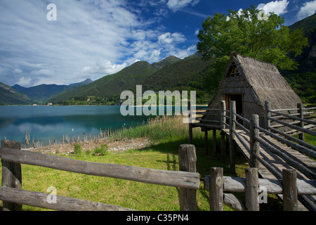 Il nuovo villaggio palafitticolo, Molina di Ledro, Val di Ledro, Trentino Alto Adige, Italia, Europa Foto Stock