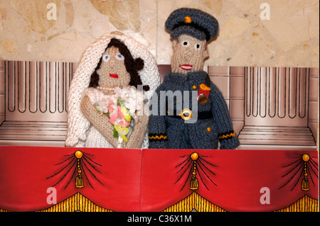 Royal Wedding figure a maglia Foto Stock