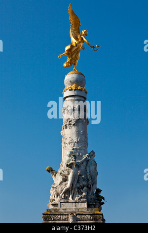L'Europa, Francia, Marne (51), Place Drouet d'Erlon, la Colonna della Vittoria, Reims Foto Stock