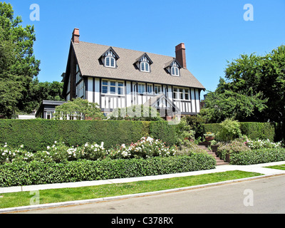 In stile tudor house Foto Stock